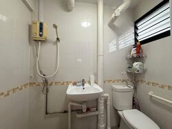 Blk 227 Jurong East Street 21 (Jurong East), HDB 5 Rooms #574056011